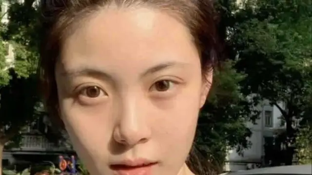 株洲清純大學妹【李銀圓】被男友拉進酒店爆操！影片流出，清純外表背後騷得不行！