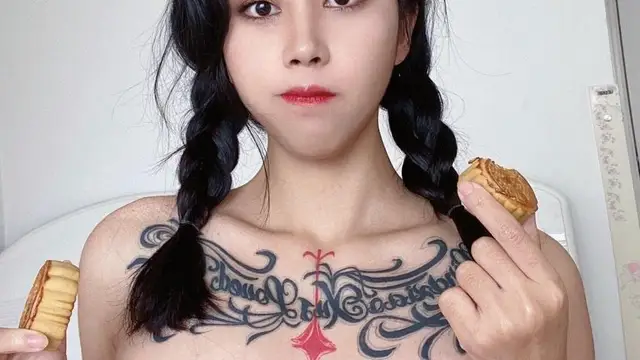 樸實無華的乳頭!