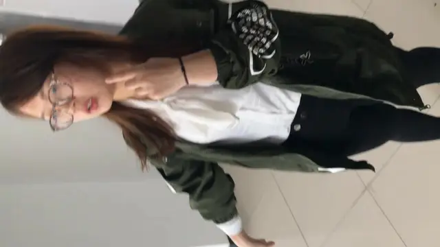 潛入大學偷拍幾位漂亮學妹的美鮑魚