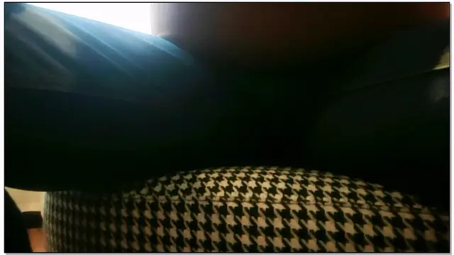 [直播] 推薦 【良家故事】 23.05.11 偷拍 網戀 中年良家婦女收割機 2天1女 人妻出軌 酒店內被操