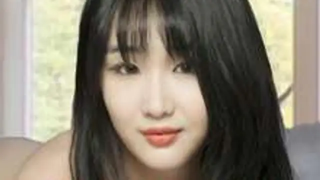 只咬一口